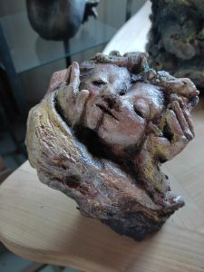 Les Amants - Argile cuite patinée 16 x 12 cm 300€